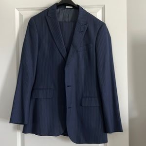 Men’s dress suit